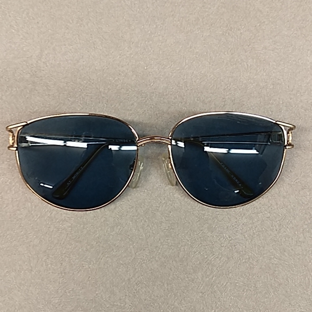 - 🌟Gold Sunglasses